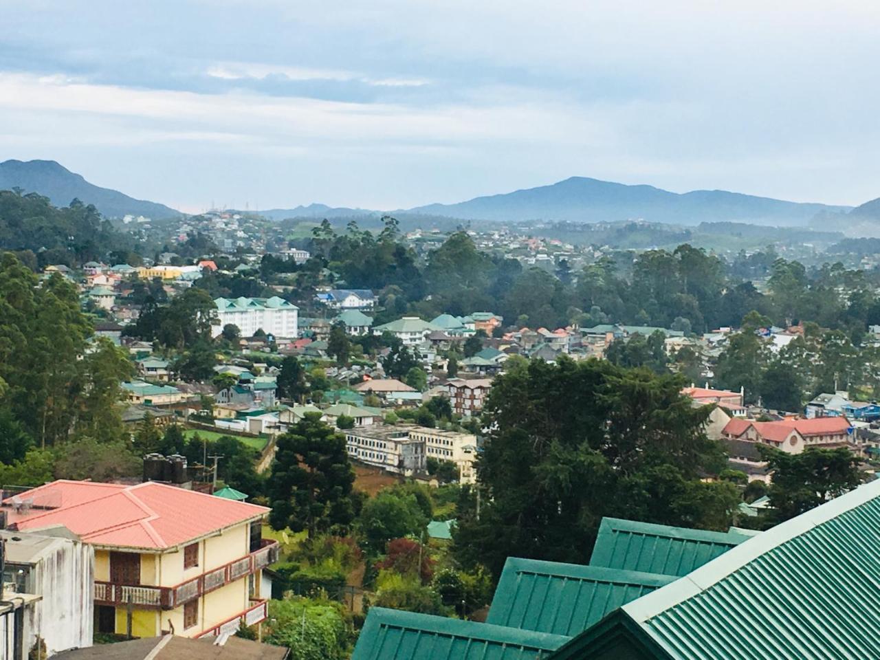 Golden King Guest Bed & Breakfast Nuwara Eliya Bagian luar foto